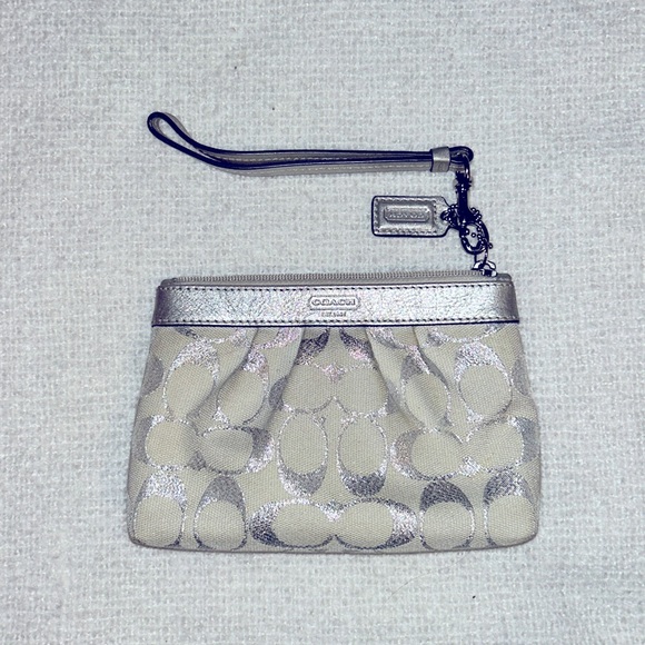 Coach Signature Opic Wristlet | Silver/Metallic - Picture 1 of 3